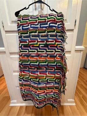 Vintage 70’s  Handmade Crochet Afghan - Apache Tears Mosaic Stitch (75" x 58")